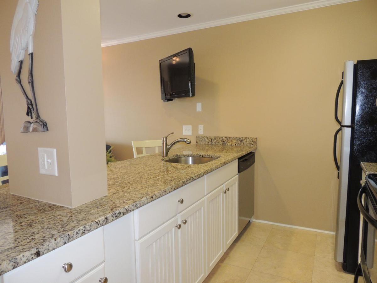 Updated And Classy One Br Oceanview Condo Bikes & Beach Gear Included Hilton Head Island Exterior photo